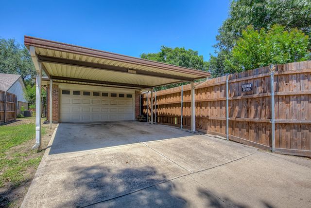 1642 Belltower Drive, Lewisville, TX 75067