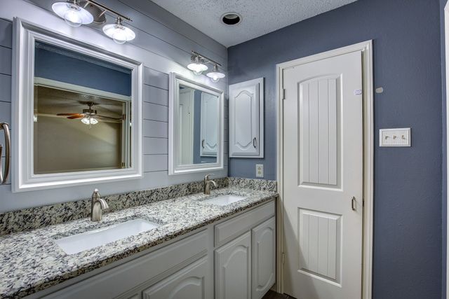 1642 Belltower Drive, Lewisville, TX 75067