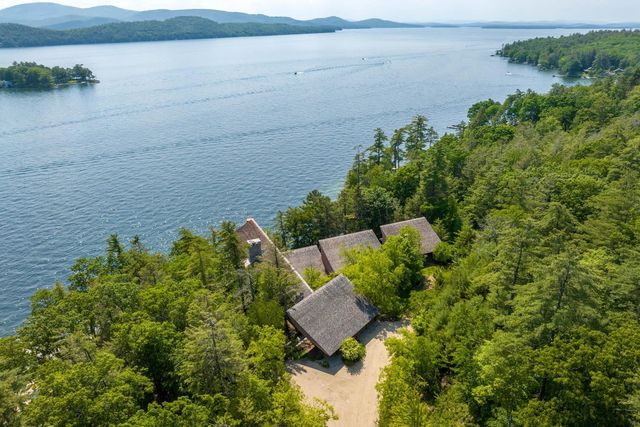 20 WYMAN Drive, Wolfeboro, NH 03894