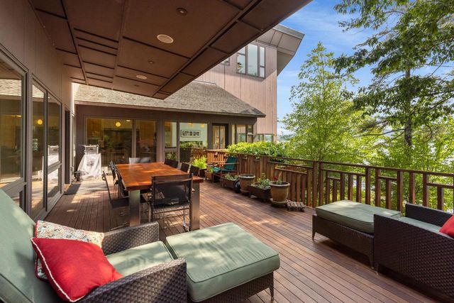 20 WYMAN Drive, Wolfeboro, NH 03894