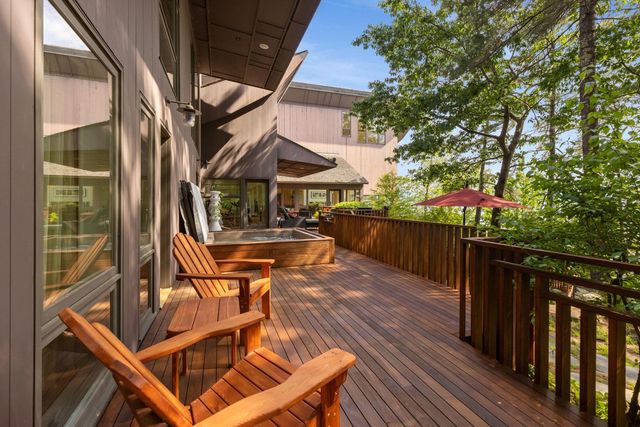 20 WYMAN Drive, Wolfeboro, NH 03894