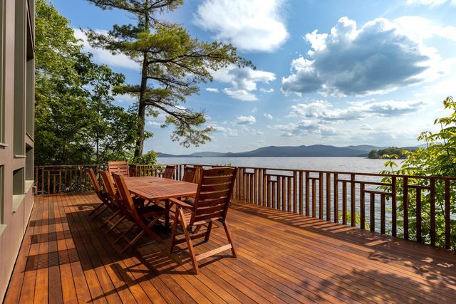 20 WYMAN Drive, Wolfeboro, NH 03894