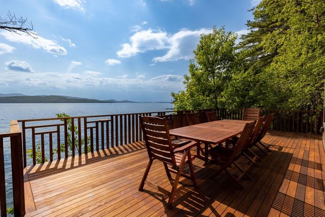 20 WYMAN Drive, Wolfeboro, NH 03894