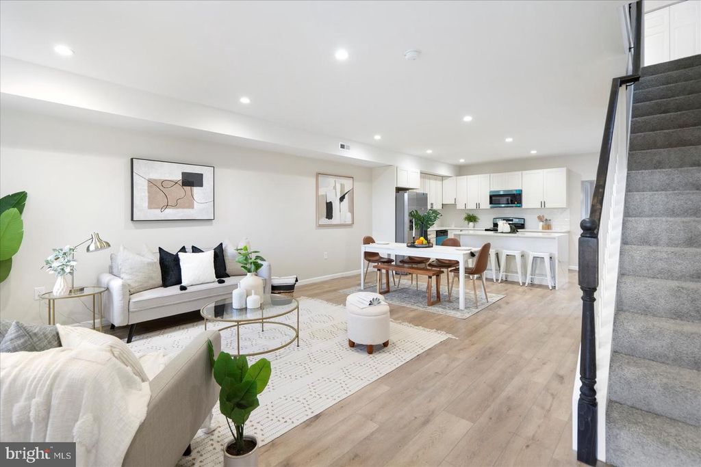 4011 RIDGEWOOD AVE, Baltimore, MD 21215