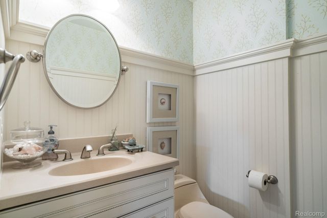 3831 Woodland Drive, Highland Charter Township, MI 48356