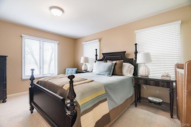 3831 Woodland Drive, Highland Charter Township, MI 48356