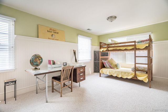 3831 Woodland Drive, Highland Charter Township, MI 48356