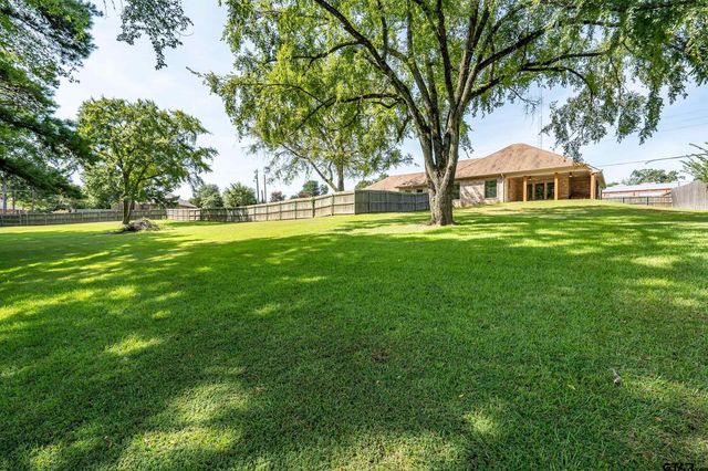 13165 Vicki Lynn Ln, Troup, TX 75789