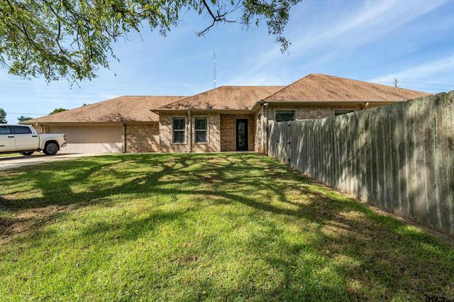 13165 Vicki Lynn Ln, Troup, TX 75789