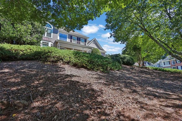 2315 Walnut Grove Way, Suwanee, GA 30024