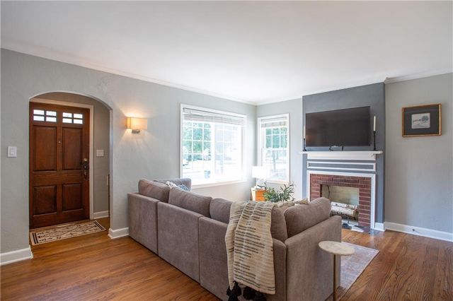 5415 Nall Avenue, Roeland Park, KS 66202