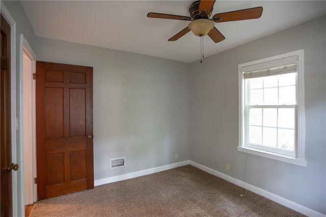 5415 Nall Avenue, Roeland Park, KS 66202