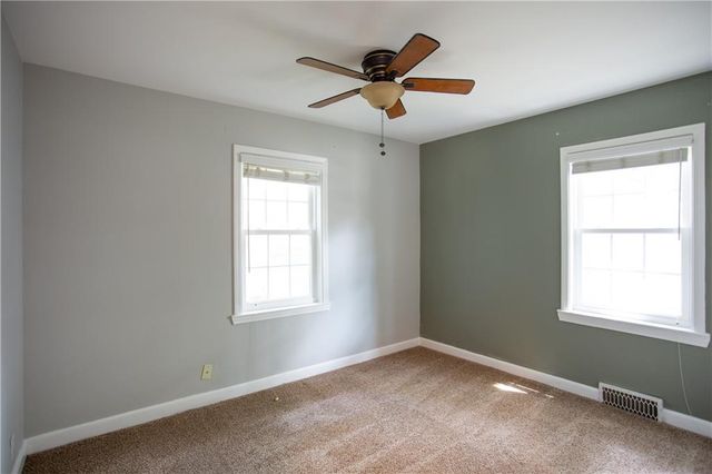 5415 Nall Avenue, Roeland Park, KS 66202