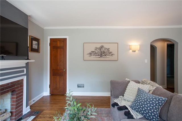 5415 Nall Avenue, Roeland Park, KS 66202