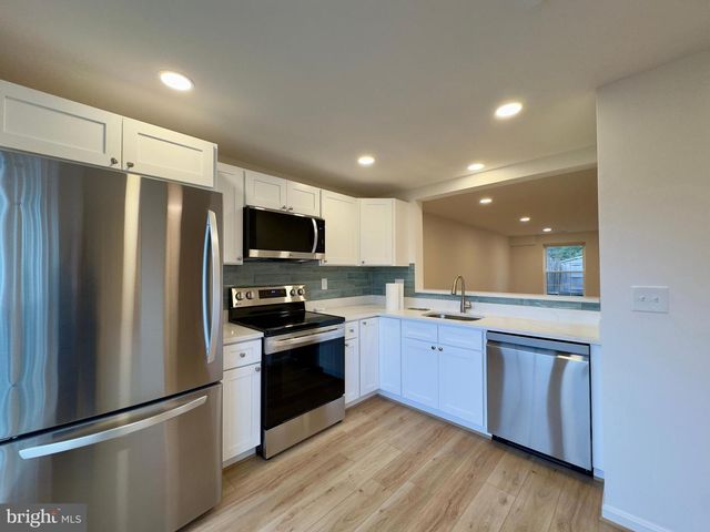 1335 STOCKETT SQ, Belcamp, MD 21017