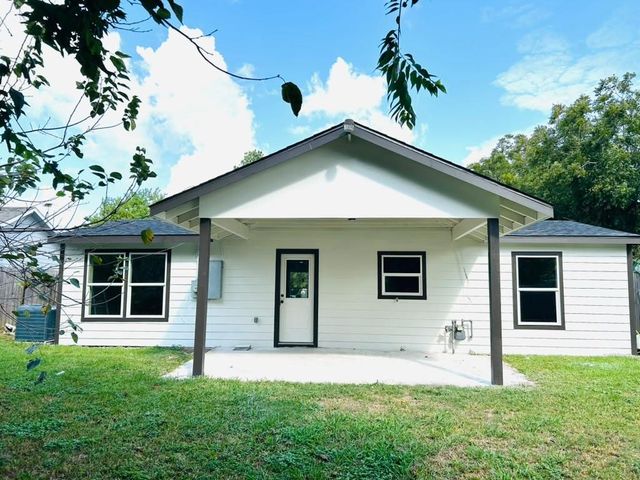 7410 Lakehurst Drive, Houston, TX 77087