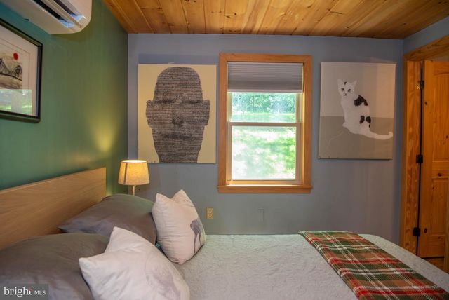 590 WHISPERING PINES WAY, Lost City, WV 26810