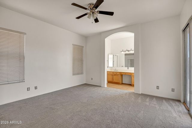 24250 N 39TH Avenue, Glendale, AZ 85310