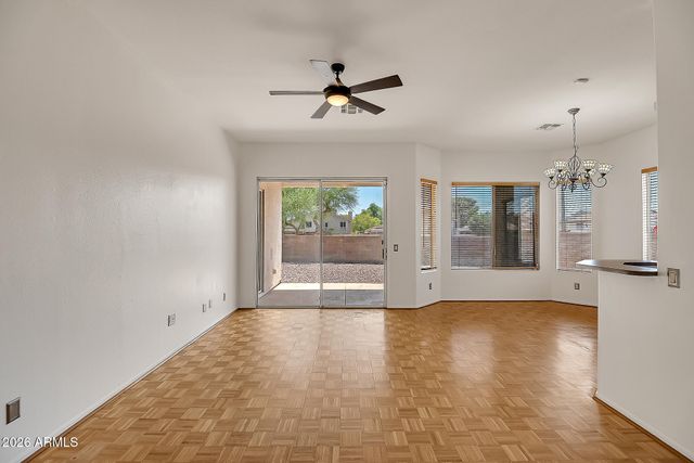 24250 N 39TH Avenue, Glendale, AZ 85310