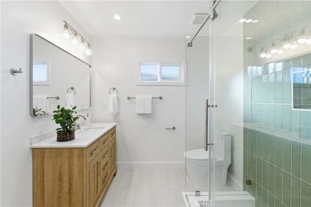 15813 Bonsallo, Gardena, CA 90247