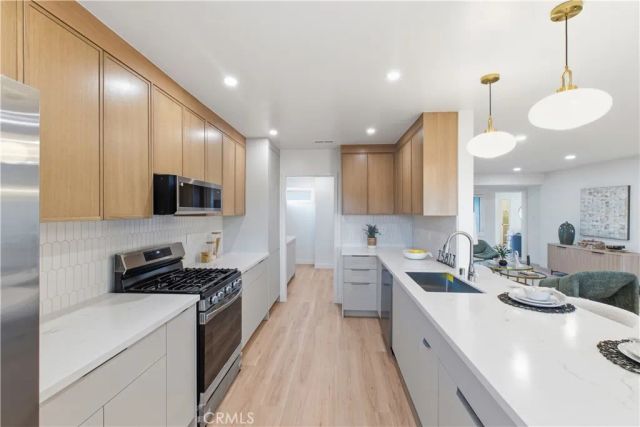 15813 Bonsallo, Gardena, CA 90247