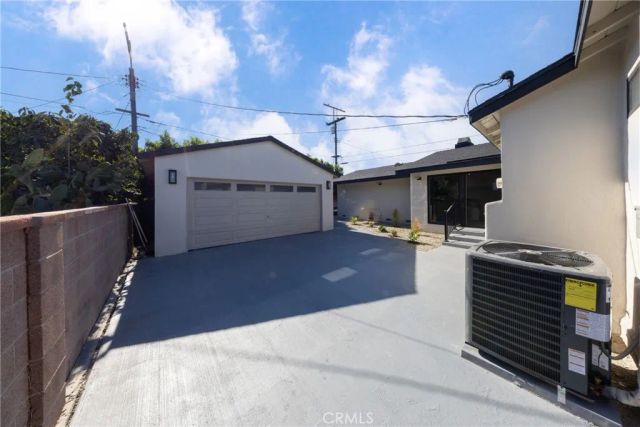 15813 Bonsallo, Gardena, CA 90247