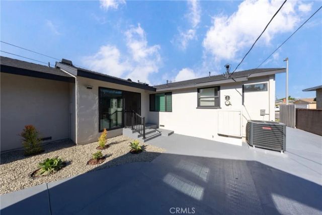 15813 Bonsallo, Gardena, CA 90247