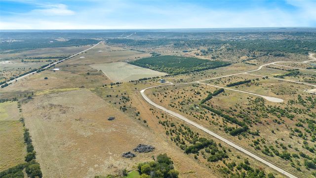 1341 Hidden Valley Road, Glen Rose, TX 76043