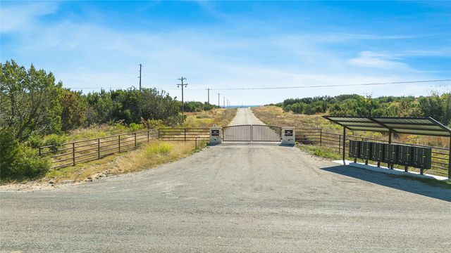 1341 Hidden Valley Road, Glen Rose, TX 76043