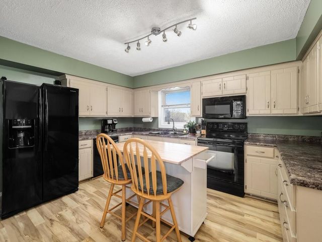 401 Main Street N, Saint Michael, MN 55376