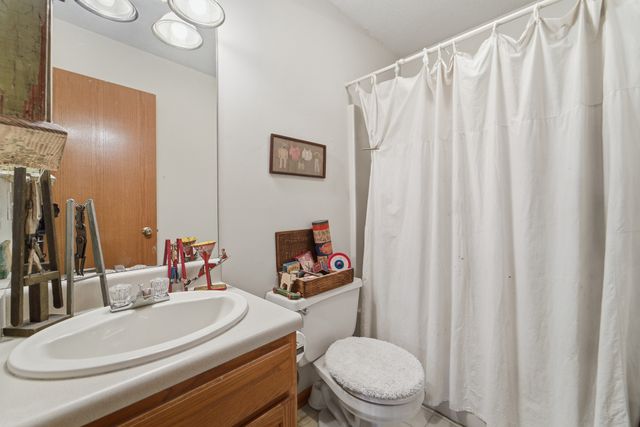 414 NW Winterberry Street, Ankeny, IA 50023