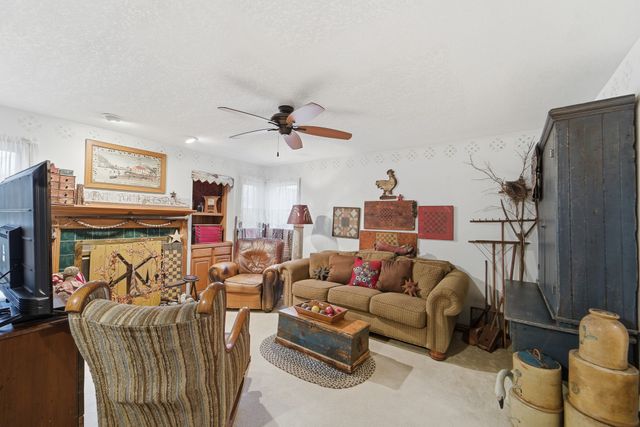 414 NW Winterberry Street, Ankeny, IA 50023