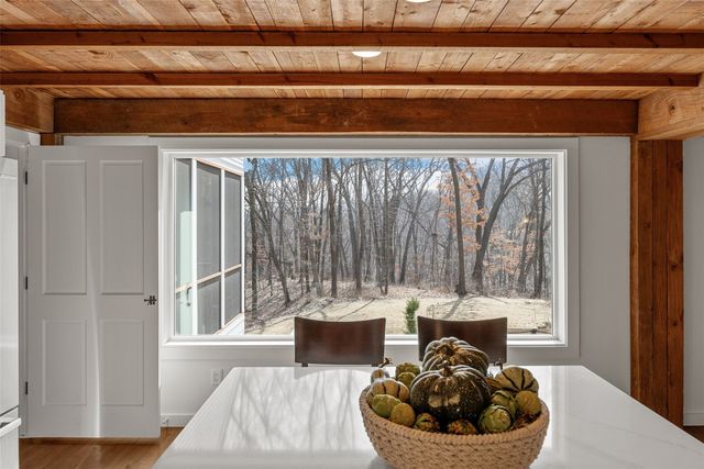 3767 Oak Ln NE, North Liberty, IA 52317