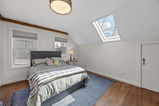 3767 Oak Ln NE, North Liberty, IA 52317