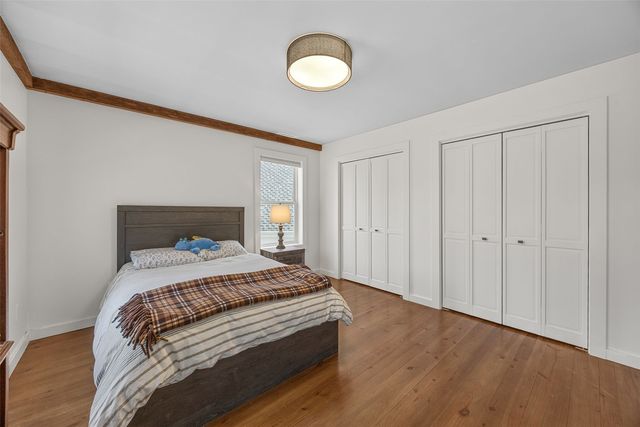 3767 Oak Ln NE, North Liberty, IA 52317