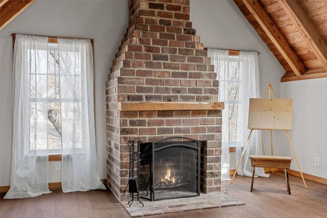 3767 Oak Ln NE, North Liberty, IA 52317