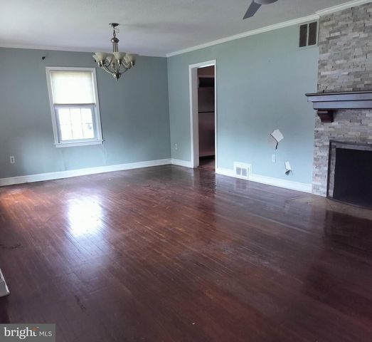 226 SENECA DR, Oxon Hill, MD 20745