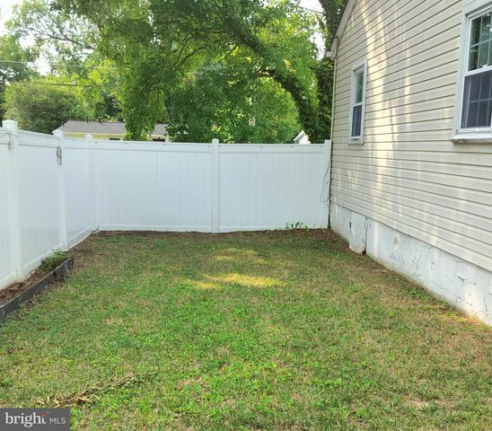 226 SENECA DR, Oxon Hill, MD 20745