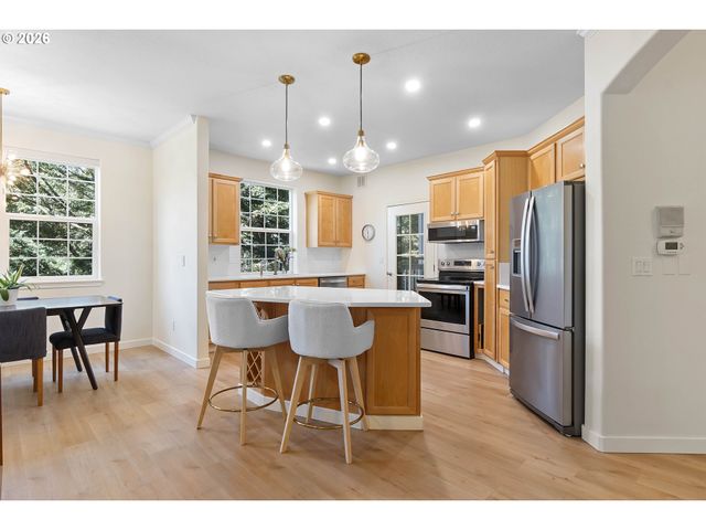4195 SUMMERLINN Dr, West Linn, OR 97068