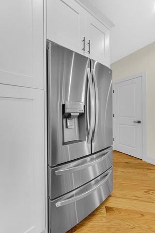 602 Glenshire Road, Glenview, IL 60025