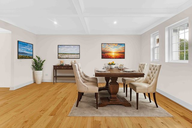 602 Glenshire Road, Glenview, IL 60025