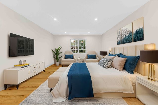 602 Glenshire Road, Glenview, IL 60025