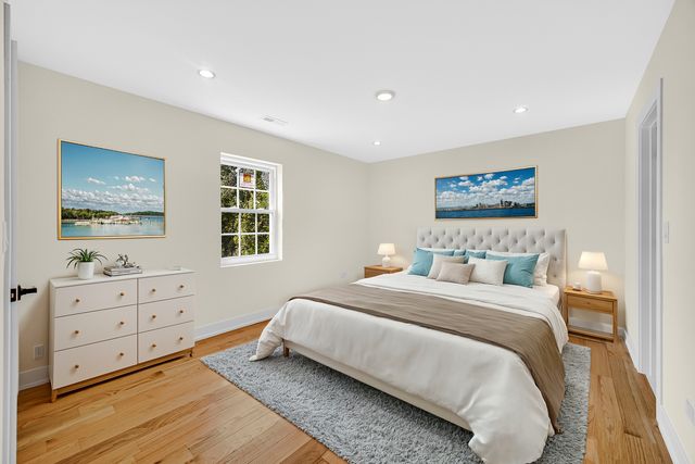 602 Glenshire Road, Glenview, IL 60025