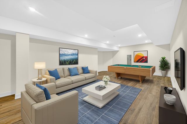 602 Glenshire Road, Glenview, IL 60025