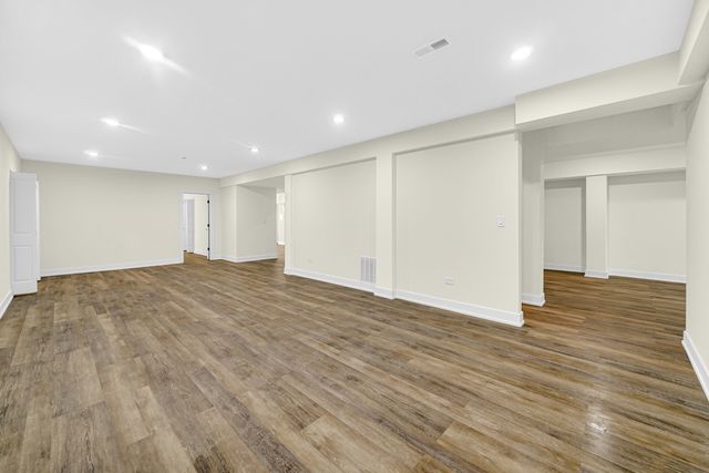 602 Glenshire Road, Glenview, IL 60025