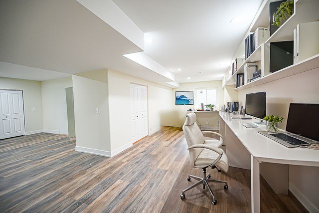 602 Glenshire Road, Glenview, IL 60025