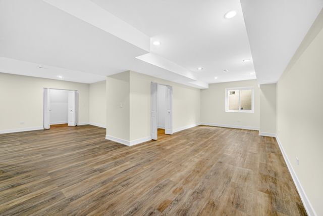 602 Glenshire Road, Glenview, IL 60025