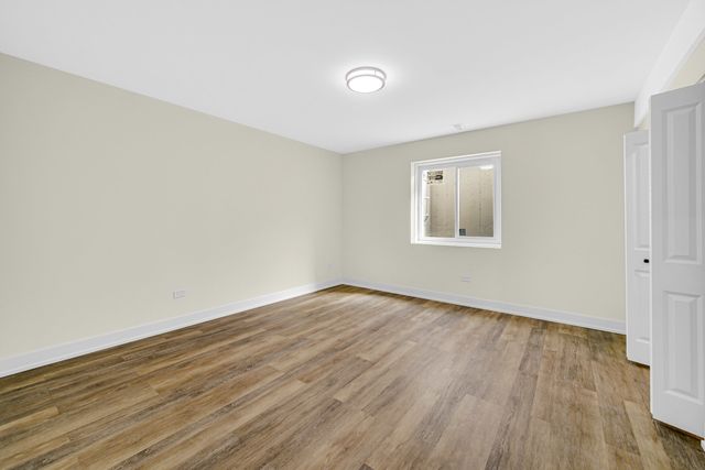 602 Glenshire Road, Glenview, IL 60025