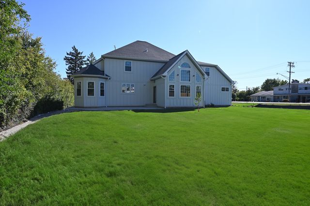 602 Glenshire Road, Glenview, IL 60025