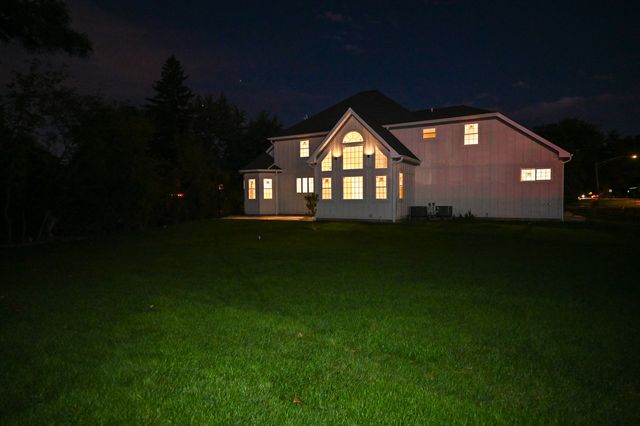 602 Glenshire Road, Glenview, IL 60025